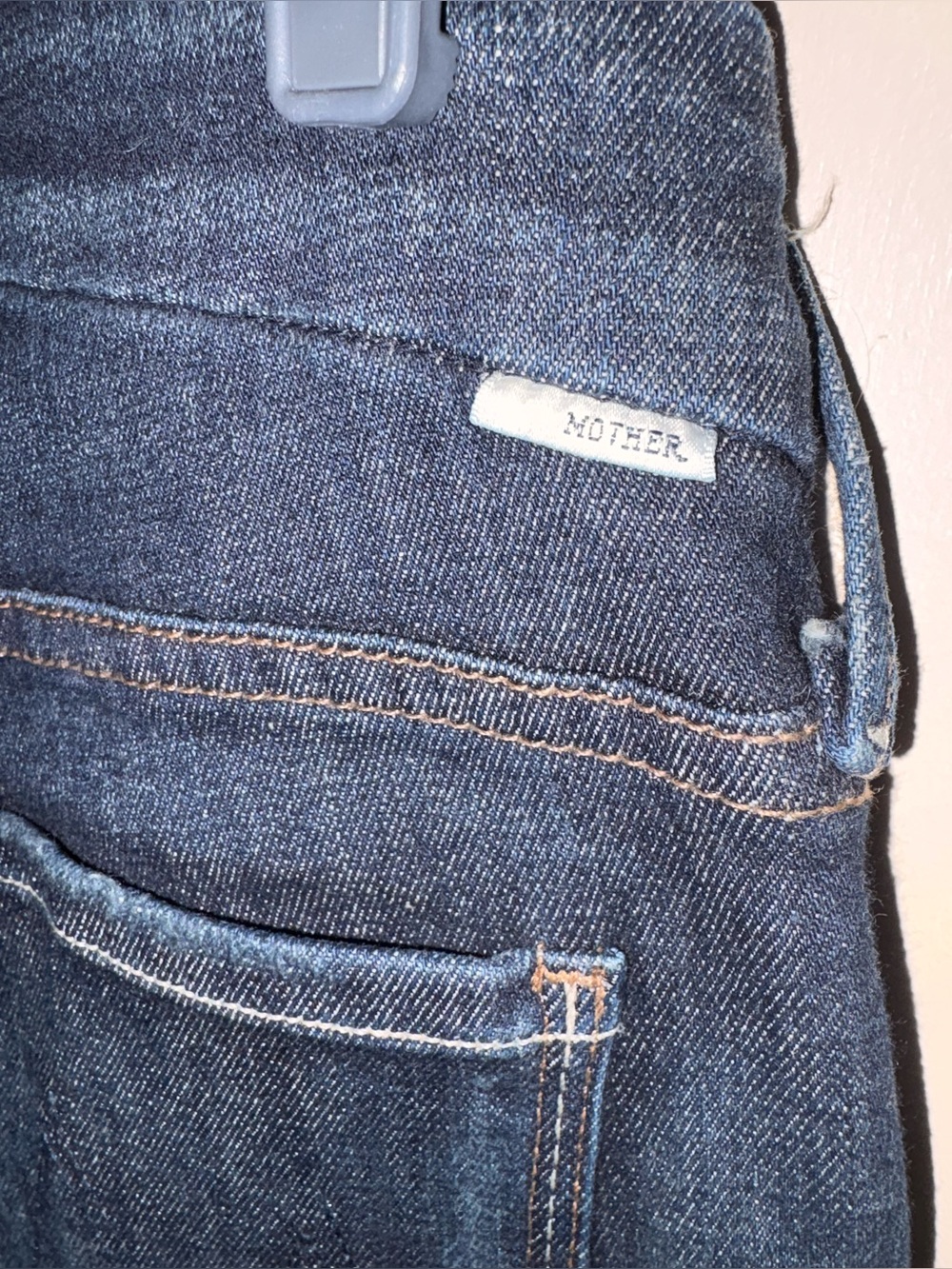 NWOT MOTHER - Looker Ankle Fray, size 25 - Picture 6 of 9